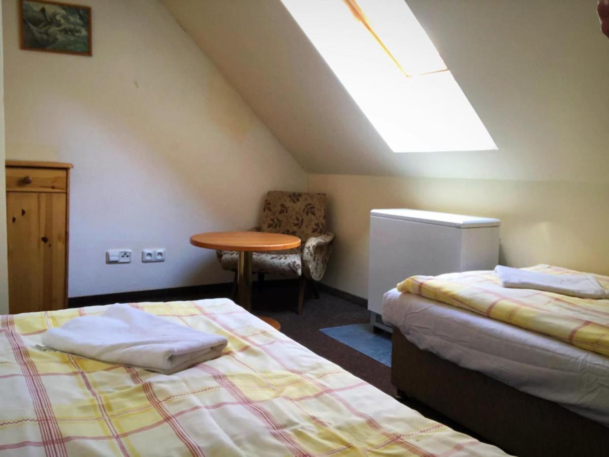 Penzion Na Pracharne Kladruby  Extérieur photo