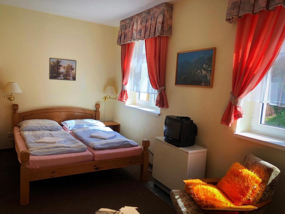 Penzion Na Pracharne Kladruby  Extérieur photo