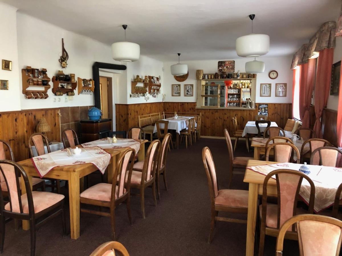 Penzion Na Pracharne Kladruby  Extérieur photo